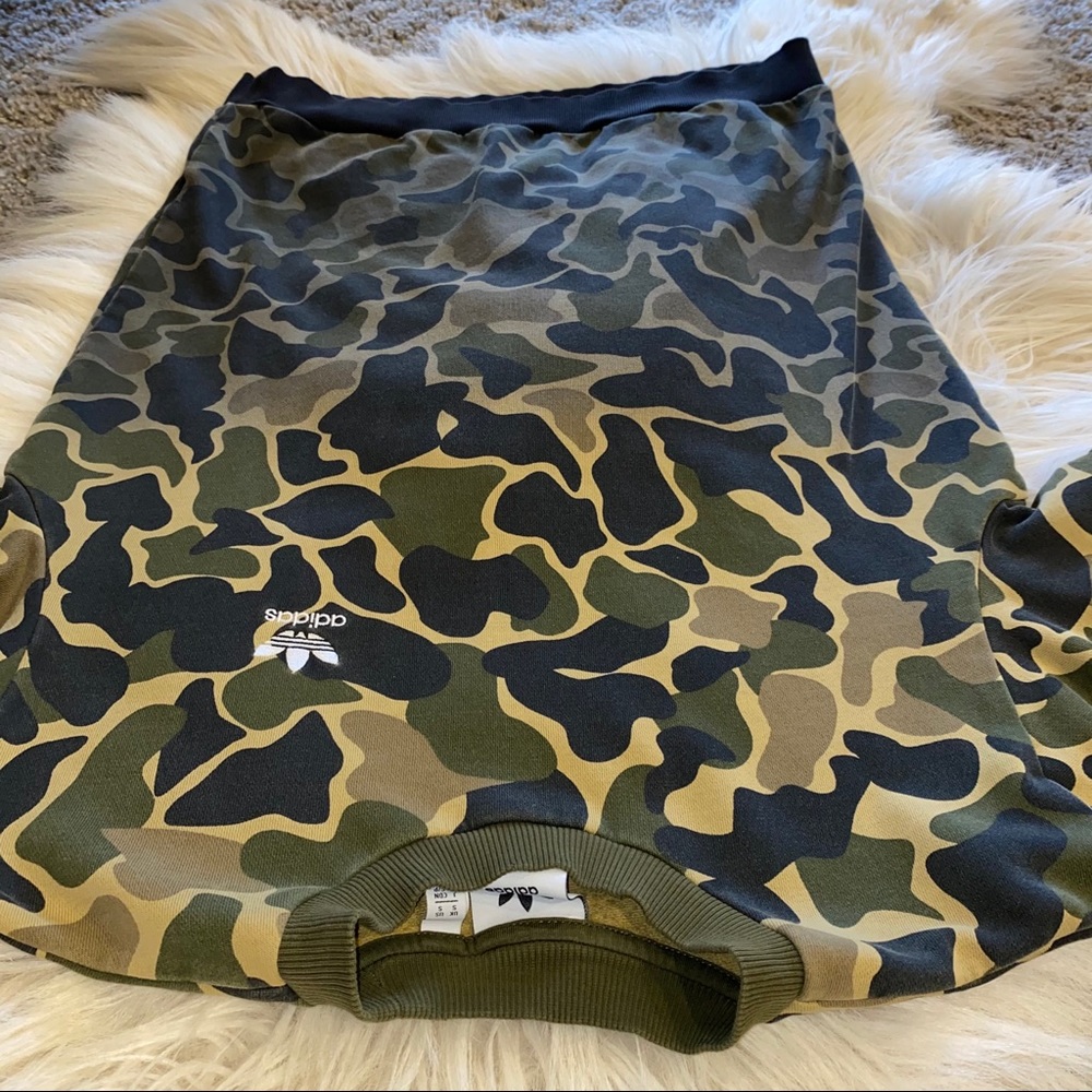 Adidas Sweater